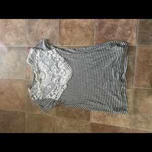 Size M vanity shirt
